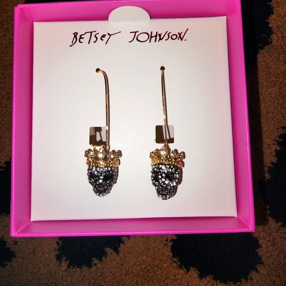 Betsey Johnson Skull Queen Goldtone Earrings